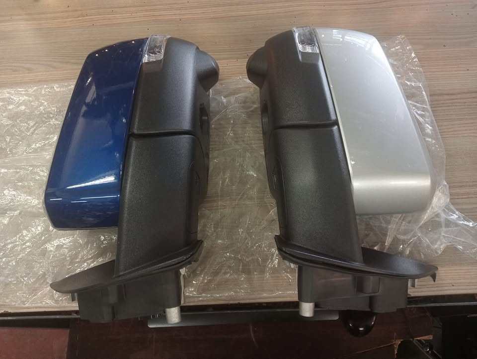 FORD RANGER T9 SIDE MIRRORS - Private Seller FORD RANGER T9 SIDE MIRRORS - Private Seller