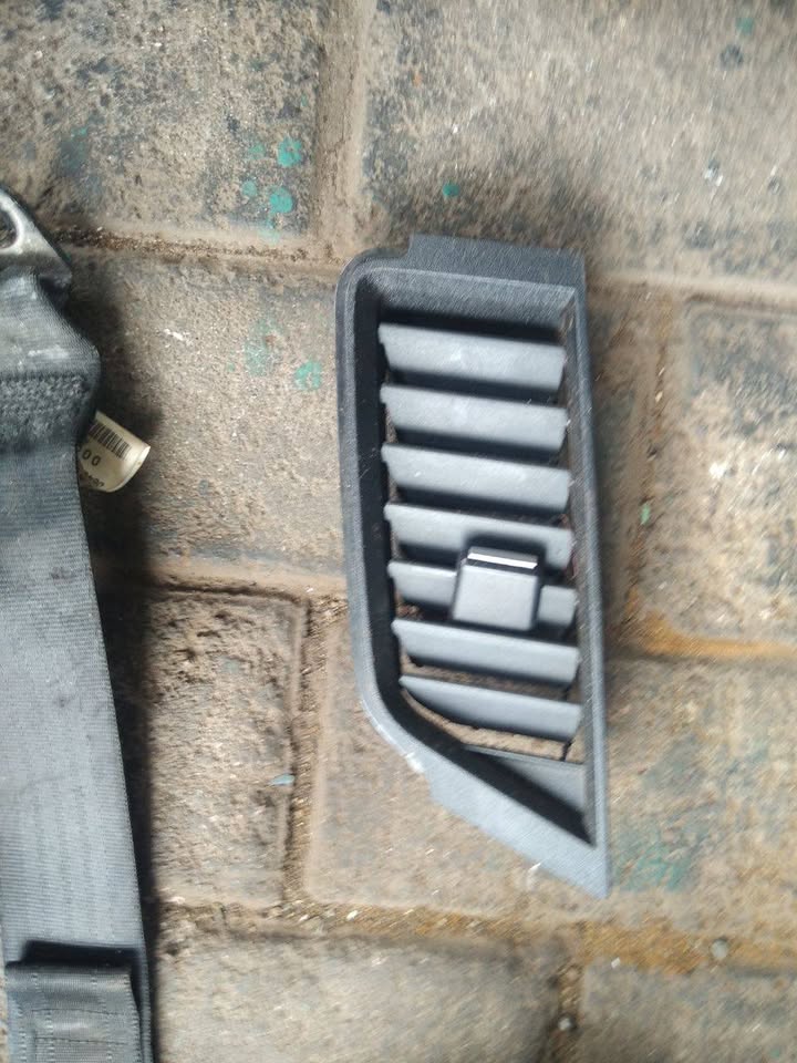 FORD RANGER AIR VENT FOR SALE - Private Seller FORD RANGER AIR VENT FOR SALE - Private Seller