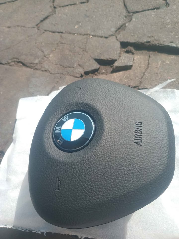 Steering wheel air bag  2015 -21 bmw 2 f45 - Private Seller