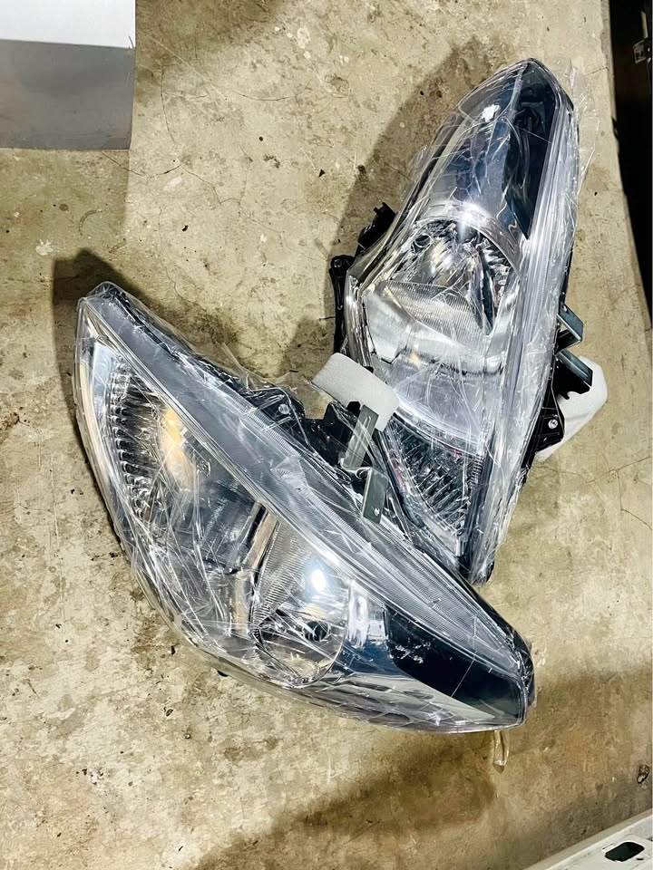Nissan Almera headlights - Private Seller Nissan Almera headlights - Private Seller