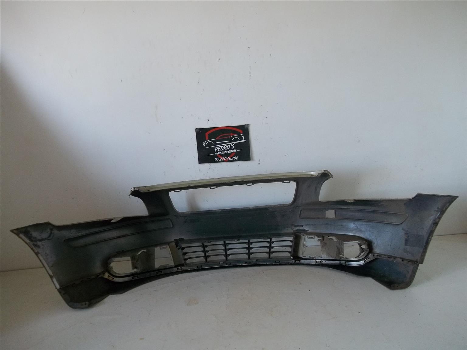 Volvo S40 '04-'07 front bumper - Private Seller Volvo S40 '04-'07 front bumper - Private Seller