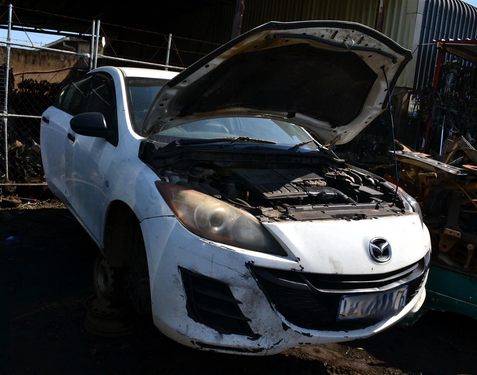 2010 model, Mazda 3 1.6 - Available for Spares