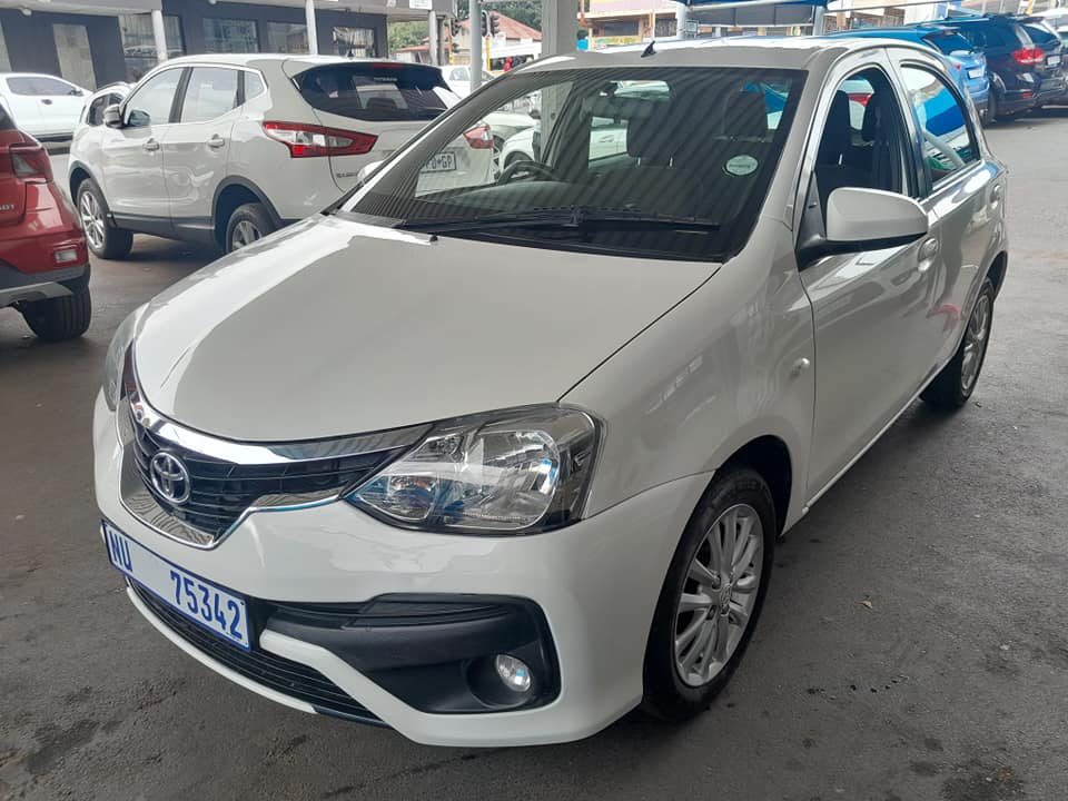 2017 TOYOTA ETIOS 1.5 MANUAL