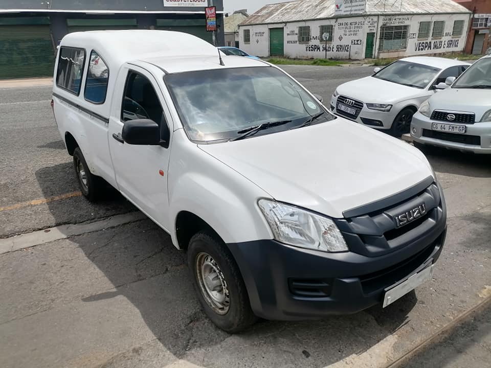 2014 Isuzu KB250 DTec Bakkie Single Cab with Canopy High Rider