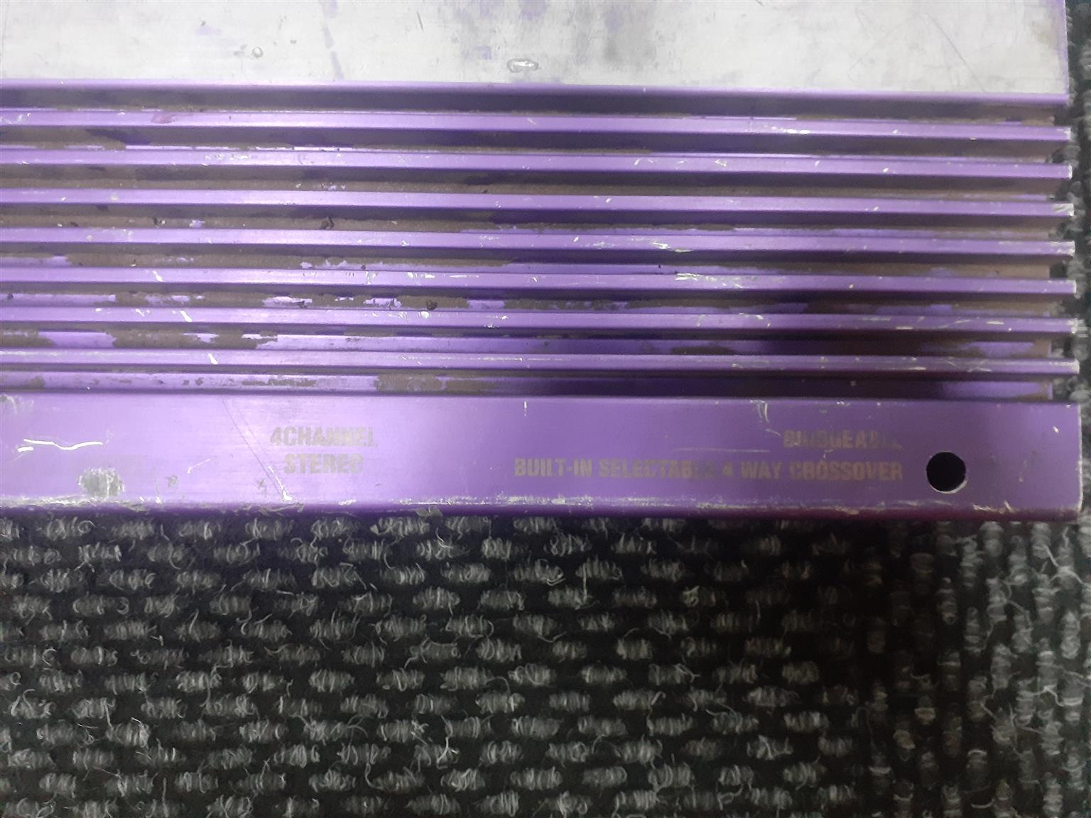 TARGA 1000 WATTS 4 CHANNEL STEREO AMPLIFIER