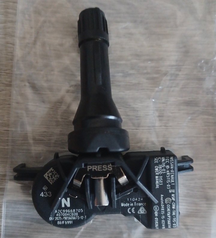 Renault tyre valves & tyre pressure monitor sensors - Private Seller Renault tyre valves & tyre pressure monitor sensors - Private Seller