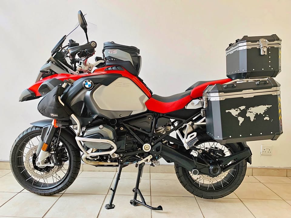 LIKE NEW BMW R1200 GS ADV LC - Private Seller LIKE NEW BMW R1200 GS ADV LC - Private Seller