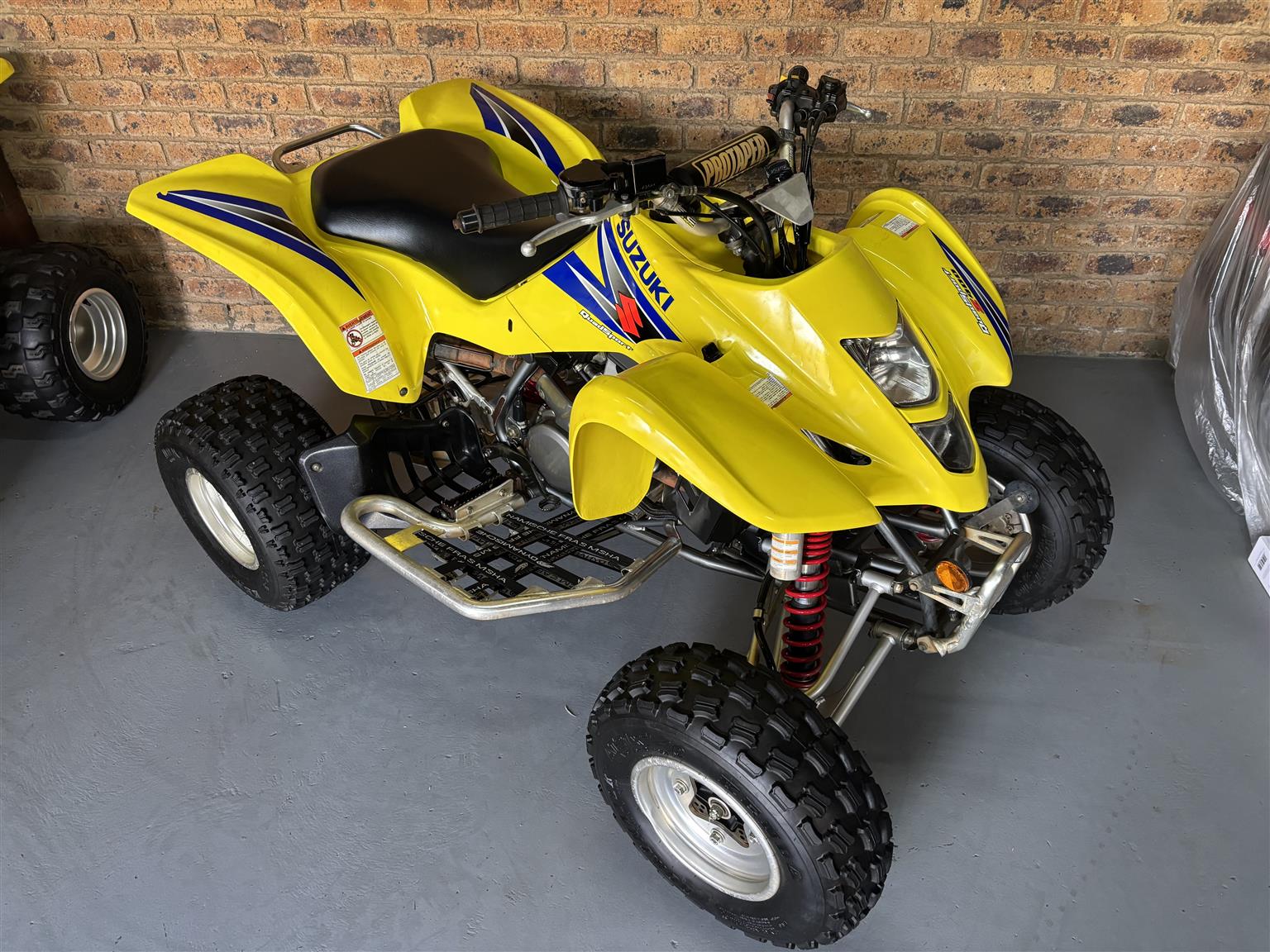 Suzuki Ltz 400 - Private Seller Suzuki Ltz 400 - Private Seller