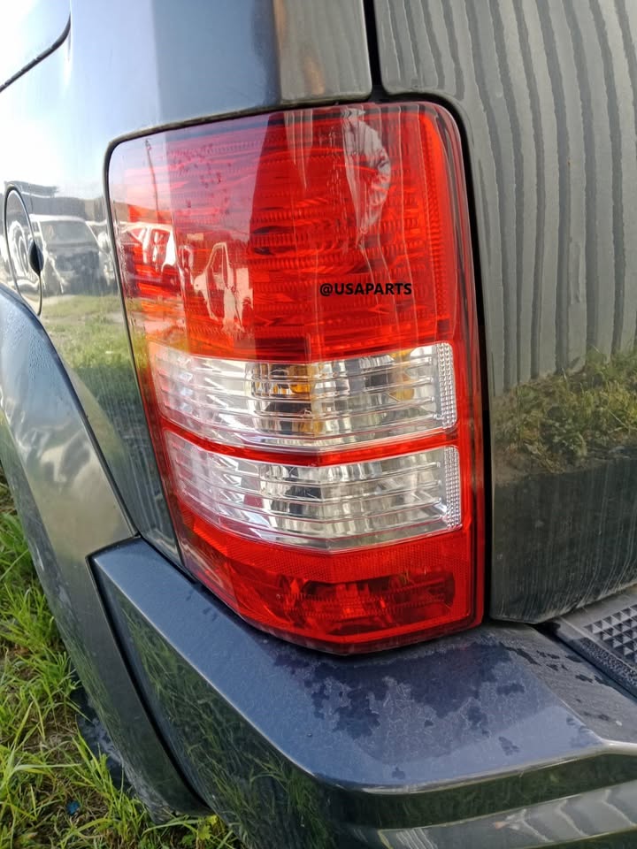 2011 Jeep Cherokee 3.7 KK Auto Petrol β Breaking for Body Spare Parts ππ§ - Private Seller 2011 Jeep Cherokee 3.7 KK Auto Petrol β Breaking for Body Spare Parts ππ§ - Private Seller