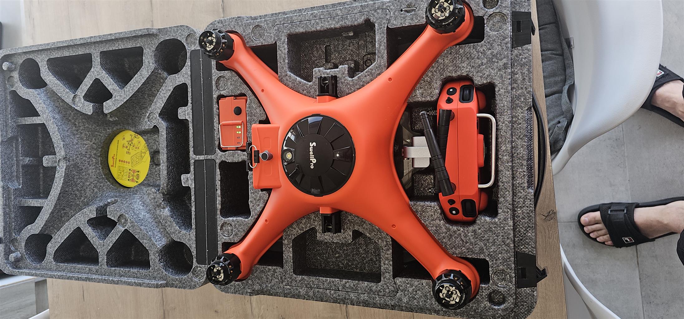 Swellpro Splash Drone with 4k camera and quick release for fishing Swellpro Splash Drone with 4k camera and quick release for fishing