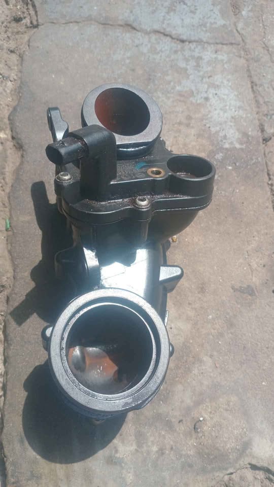 CR Coolant Thermostat Housing 3.0TDI STD Replacement For VW Amarok Touareg AUDI A4 B9 A5 - Private Seller