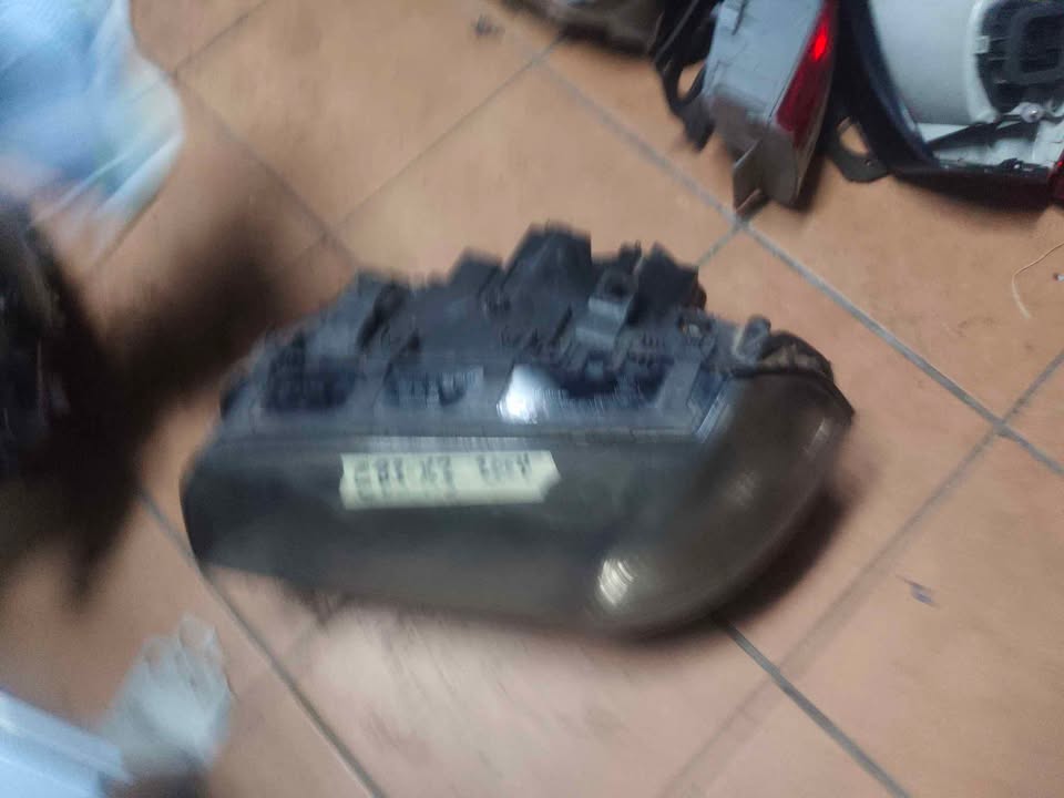 BMW X3 E83 left headlight - Private Seller