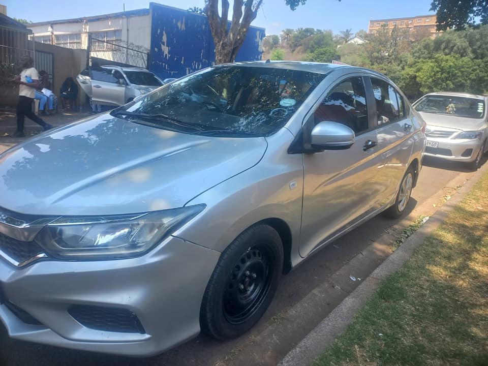 2018 HONDA BALLARD IVTEC 1.4 PETROL, AUTOMATIC, SILVER COLOR, MILEAGE 92000KMS