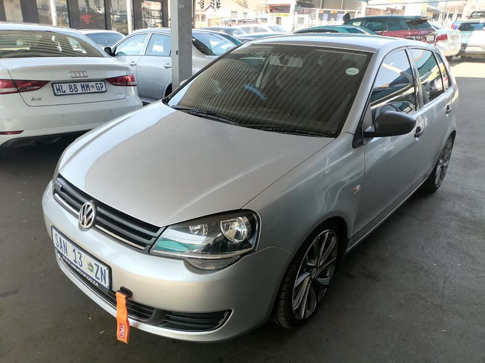2014 VW POLO VIVO 1.6 SPORT AUTOMATIC