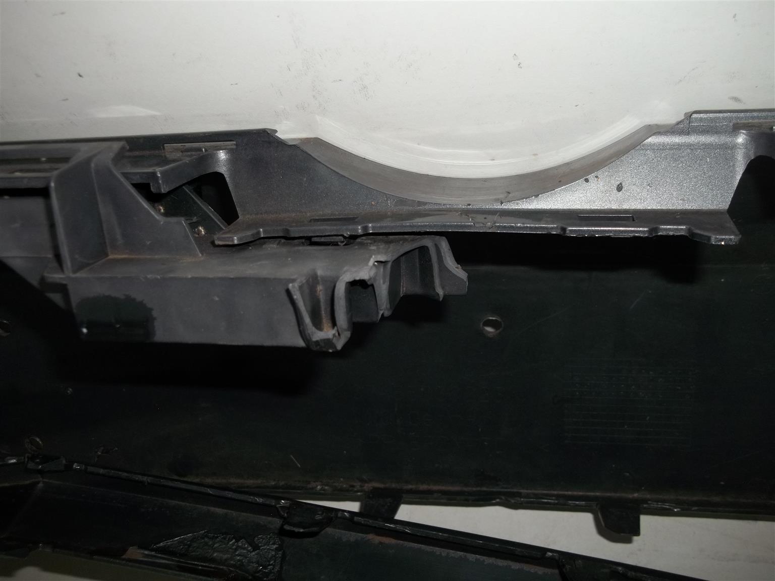VW Golf 7 R-Line '17-'20 front bumper with PDC & washer holes - Private Seller VW Golf 7 R-Line '17-'20 front bumper with PDC & washer holes - Private Seller