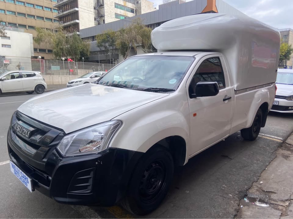 2017 Isuzu KBkm Manual Diesel