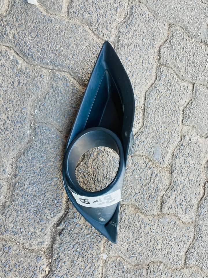Mazda BT-50 fog light cover - Private Seller Mazda BT-50 fog light cover - Private Seller