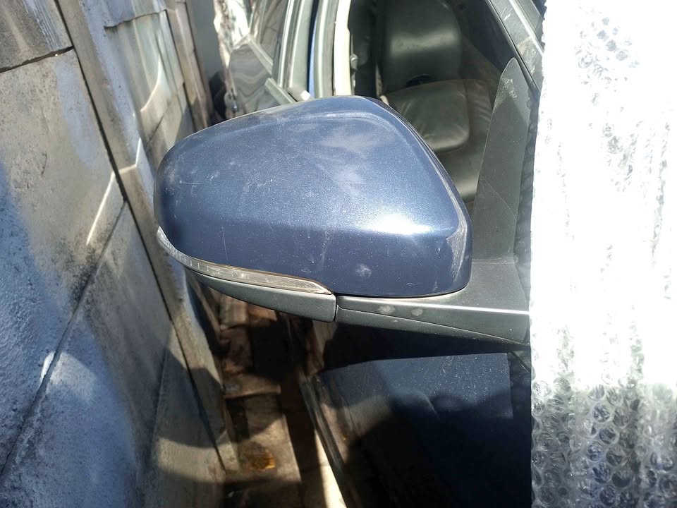VOLVO S60 2012 RIGHT REAR VIEW MIRROR AVAILABLE DELIVERY AVAILABLE COUNTRY WIDE - Private Seller VOLVO S60 2012 RIGHT REAR VIEW MIRROR AVAILABLE DELIVERY AVAILABLE COUNTRY WIDE - Private Seller