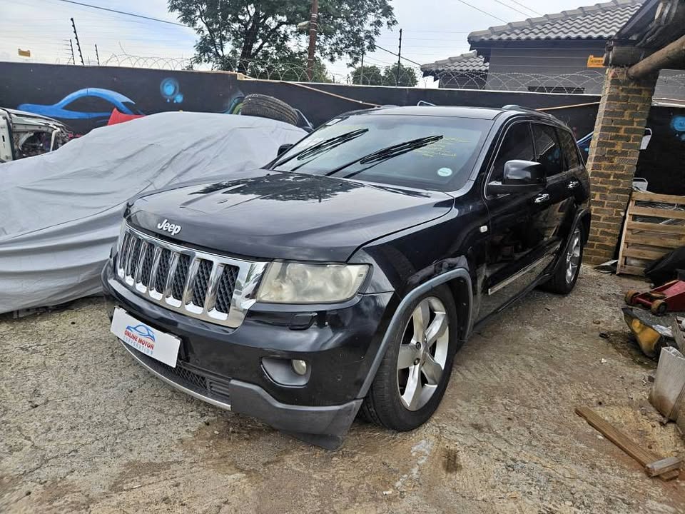 2012 JEEP GRAND CHEROKEE V6 DIESEL STRIPPING AS SPARES - Private Seller