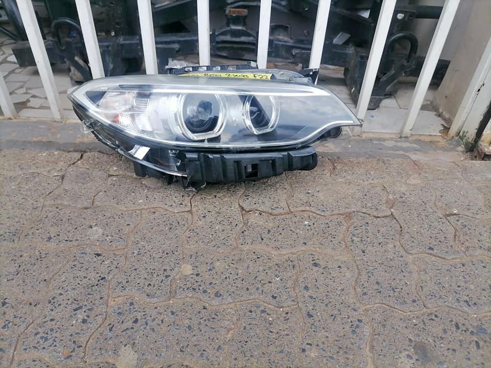 BMW 2-series F22 headlights - Private Seller BMW 2-series F22 headlights - Private Seller