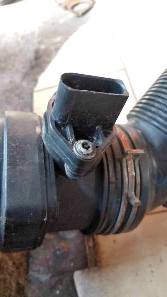 Audi A3 airflow sensor Audi A3 airflow sensor