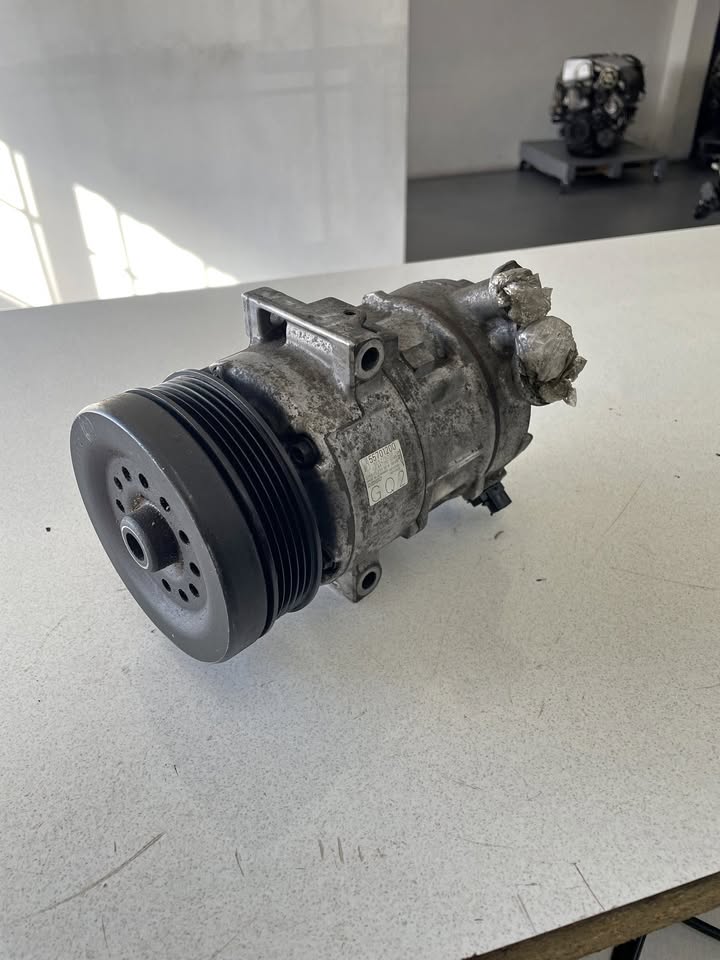 Opel Corsa 1.4 Ecotec Aircon pump for sale (Z14XEP) - Private Seller Opel Corsa 1.4 Ecotec Aircon pump for sale (Z14XEP) - Private Seller