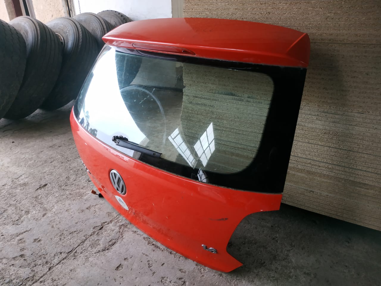 VW Polo Vivo 6 tailgate with glass for sale - Private Seller