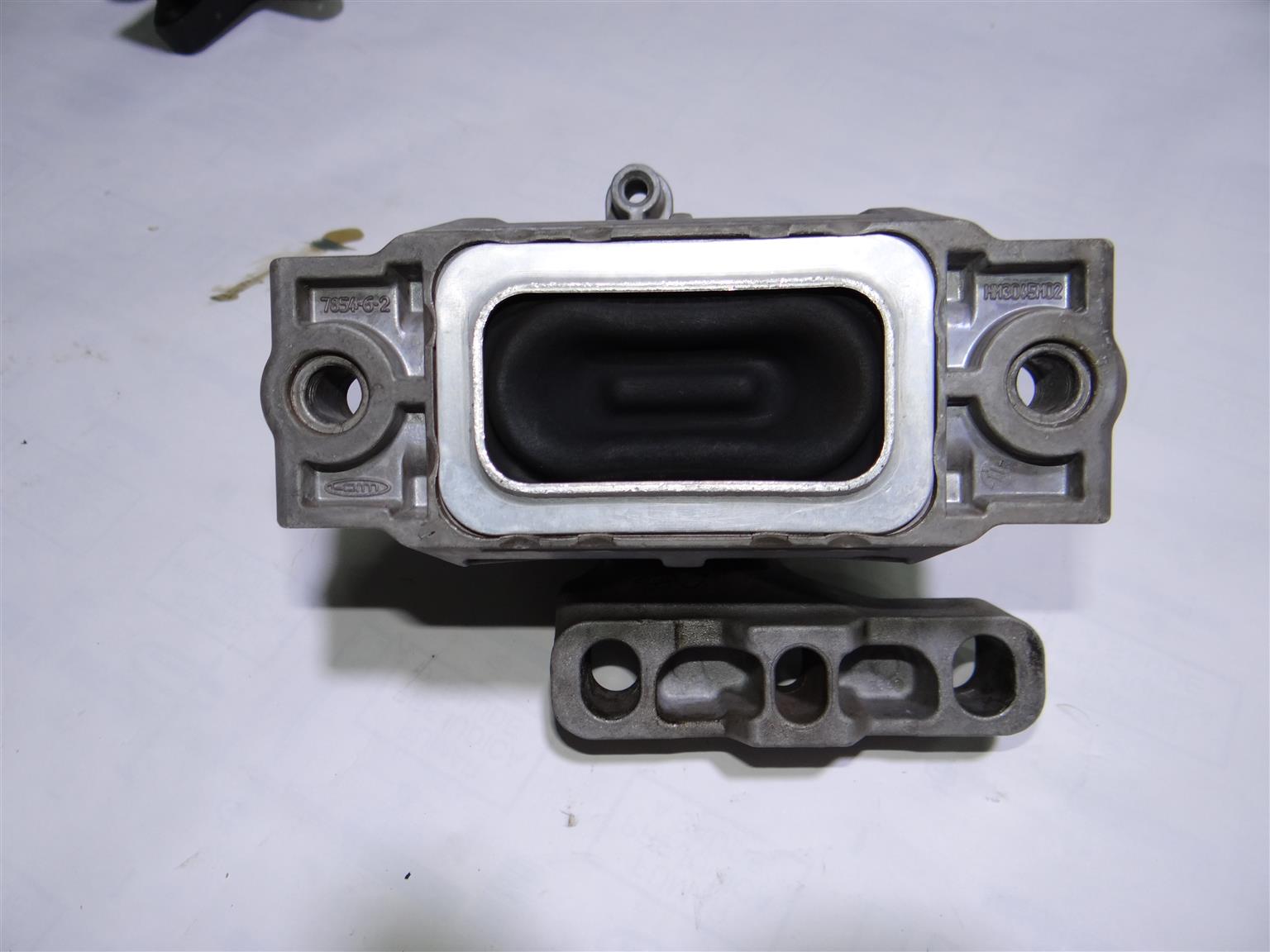 VW 1.4 TSI Mountings for Engine and transmission