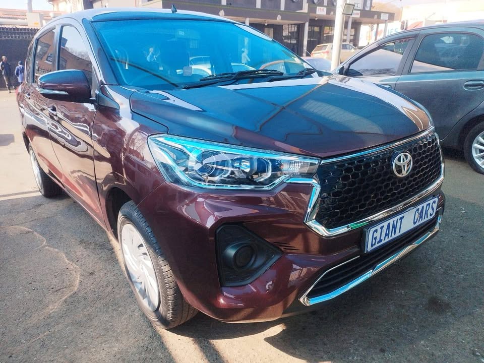 TOYOTA RUMION 1.5 2023