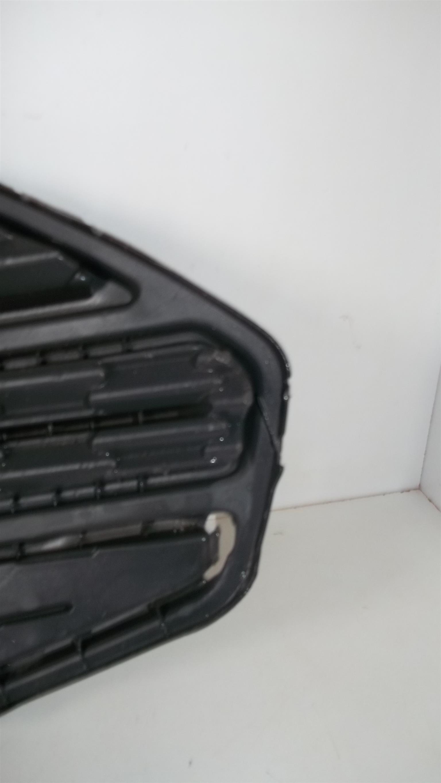 Ford EcoSport grille - Private Seller Ford EcoSport grille - Private Seller