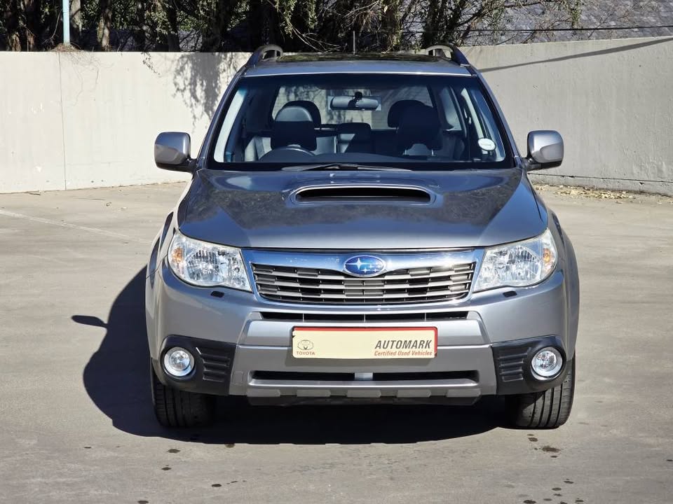 SUBARU FORESTER 2.5 TX AUTOMATIC LOW MILEAGE WITH SERVICE HISTORY