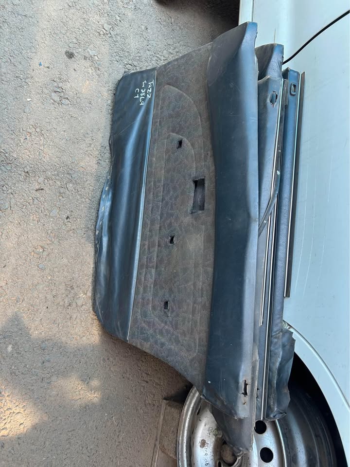 Toyota Tazz Door Panels For Sale @Circle 7 Used Parts Call Or WhatsApp - Private Seller