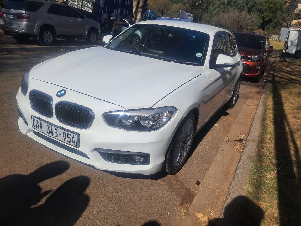 BMW 118i F20 2017