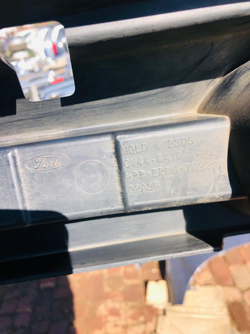 Ford Kuga radiator grill support/bracket - Private Seller Ford Kuga radiator grill support/bracket - Private Seller