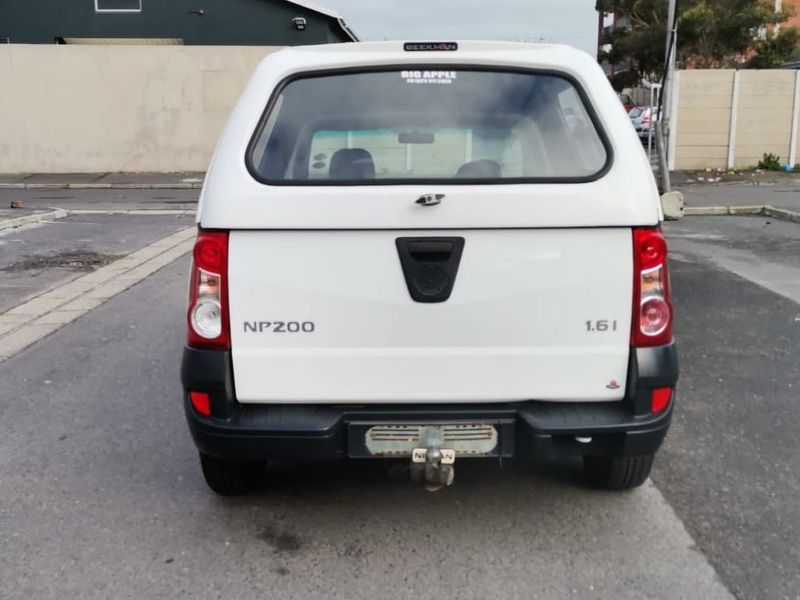 Used 2014 Nissan NP200 1.6i (aircon) safety pack - Private Seller Used 2014 Nissan NP200 1.6i (aircon) safety pack - Private Seller