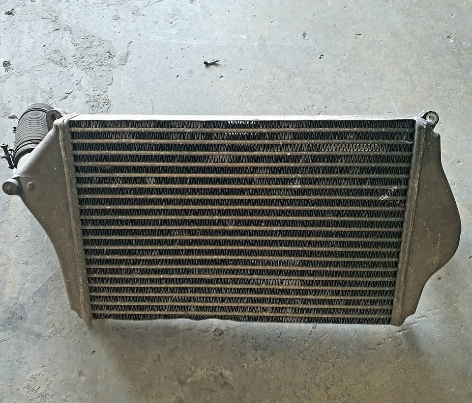 Hyundai HD65 Intercooler - Private Seller Hyundai HD65 Intercooler - Private Seller