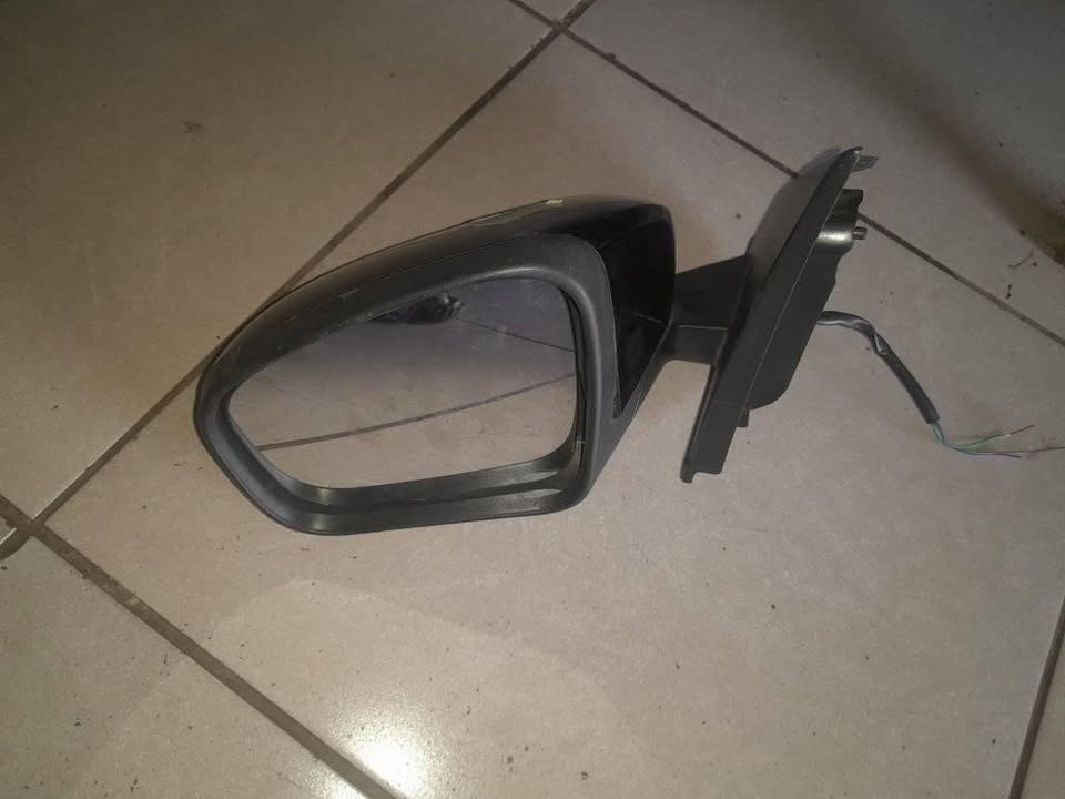 RENAULT TRIBER L/H SIDE MIRROR - Private Seller RENAULT TRIBER L/H SIDE MIRROR - Private Seller