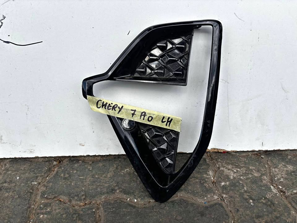 CHERY TIGGO 7PRO LEFT FOG LIGHT COVER - Private Seller CHERY TIGGO 7PRO LEFT FOG LIGHT COVER - Private Seller