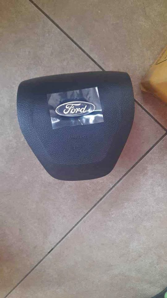 Ford Ranger T6/T7 Steering Wheel Airbag