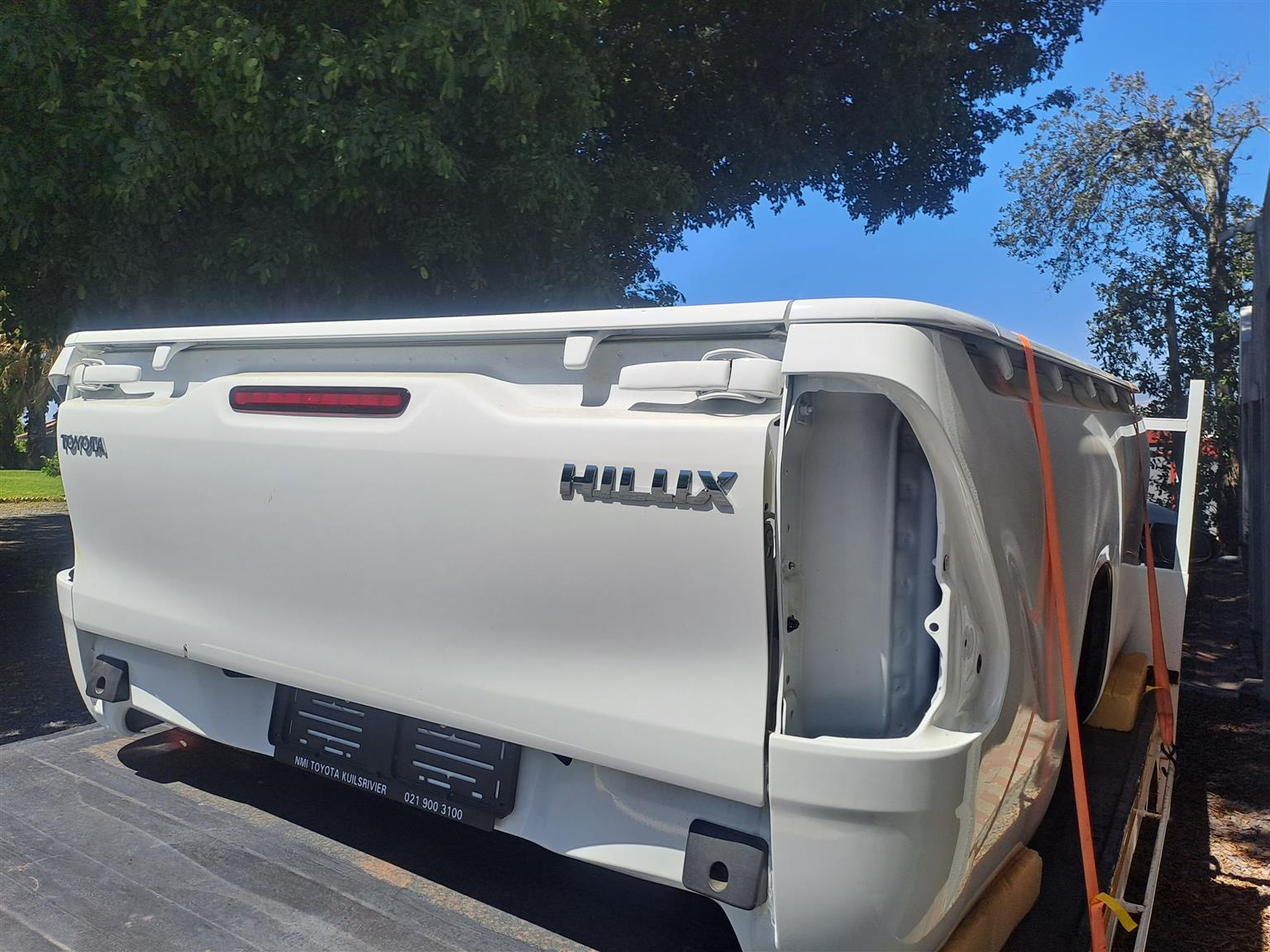 Toyota Hilux Lwb Loadbin - Private Seller Toyota Hilux Lwb Loadbin - Private Seller