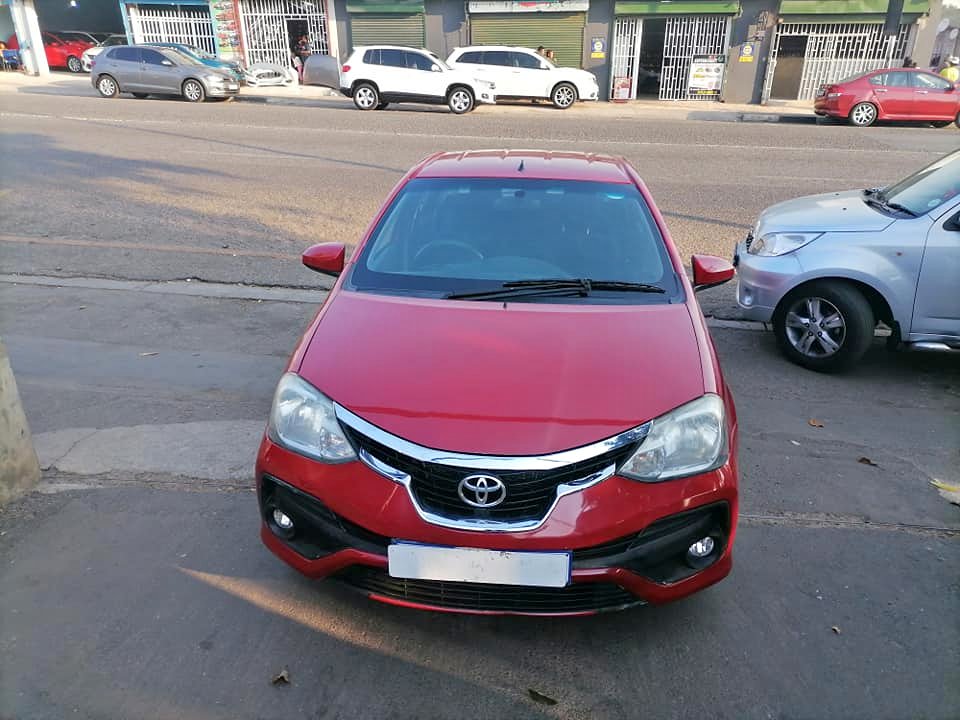 2017 Toyota Etios 1.5 Sedan