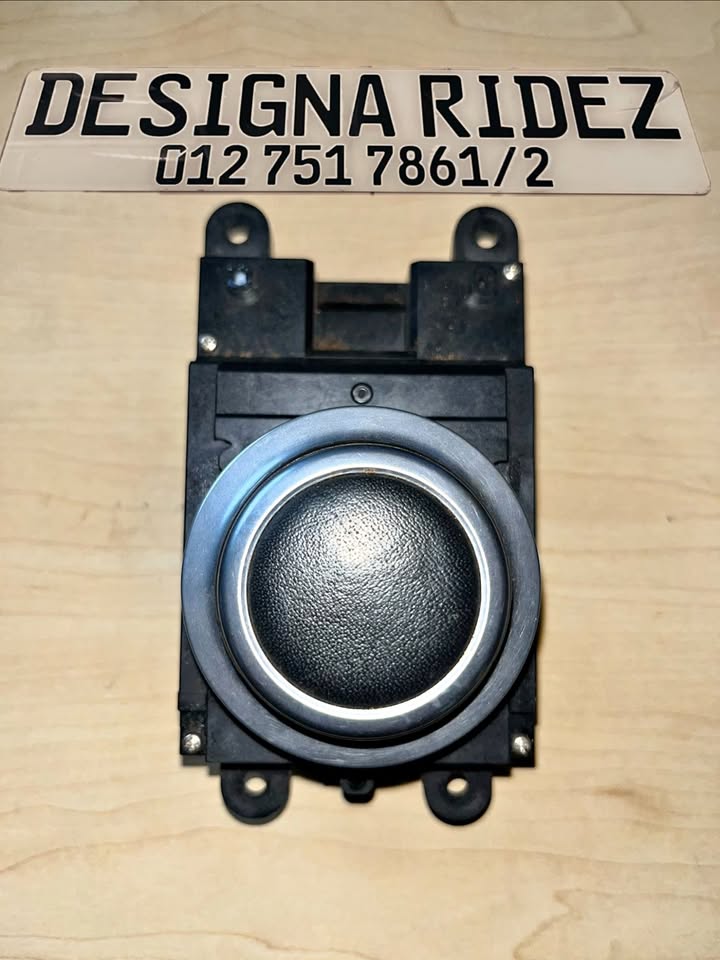 BMW E60 5-SERIES iDRIVE MULTI MEDIA CONTROL SWITCH AVAILABLE. - Private Seller BMW E60 5-SERIES iDRIVE MULTI MEDIA CONTROL SWITCH AVAILABLE. - Private Seller