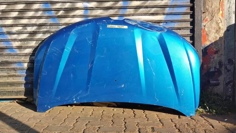 Renault Kiger bonnet - Private Seller Renault Kiger bonnet - Private Seller