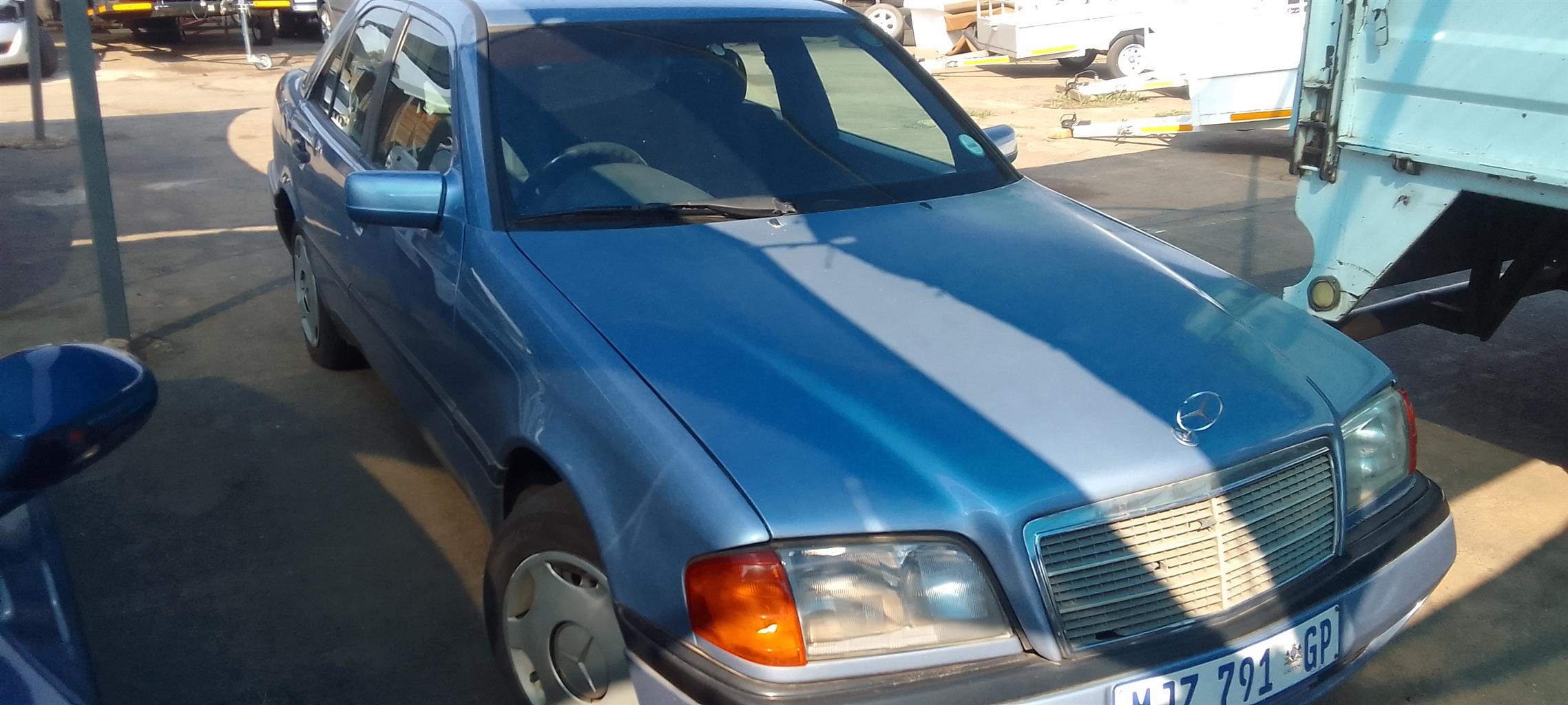 Used 1995 Mercedes-Benz C-Class C180 - Private Seller