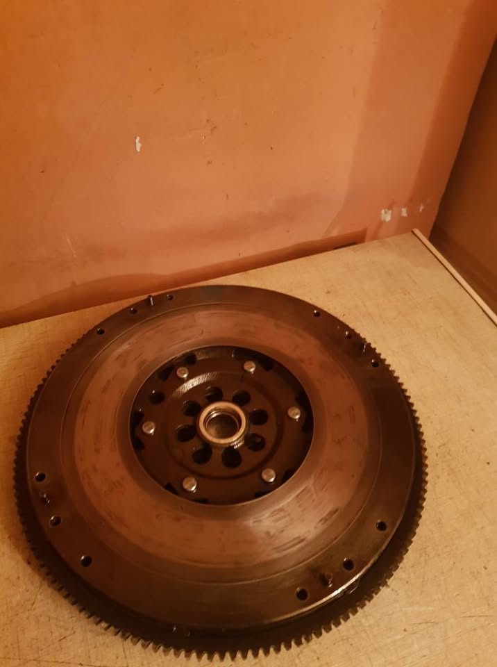 NISSAN NAVARA DUEL MASS FLYWHEEL FORSALE
