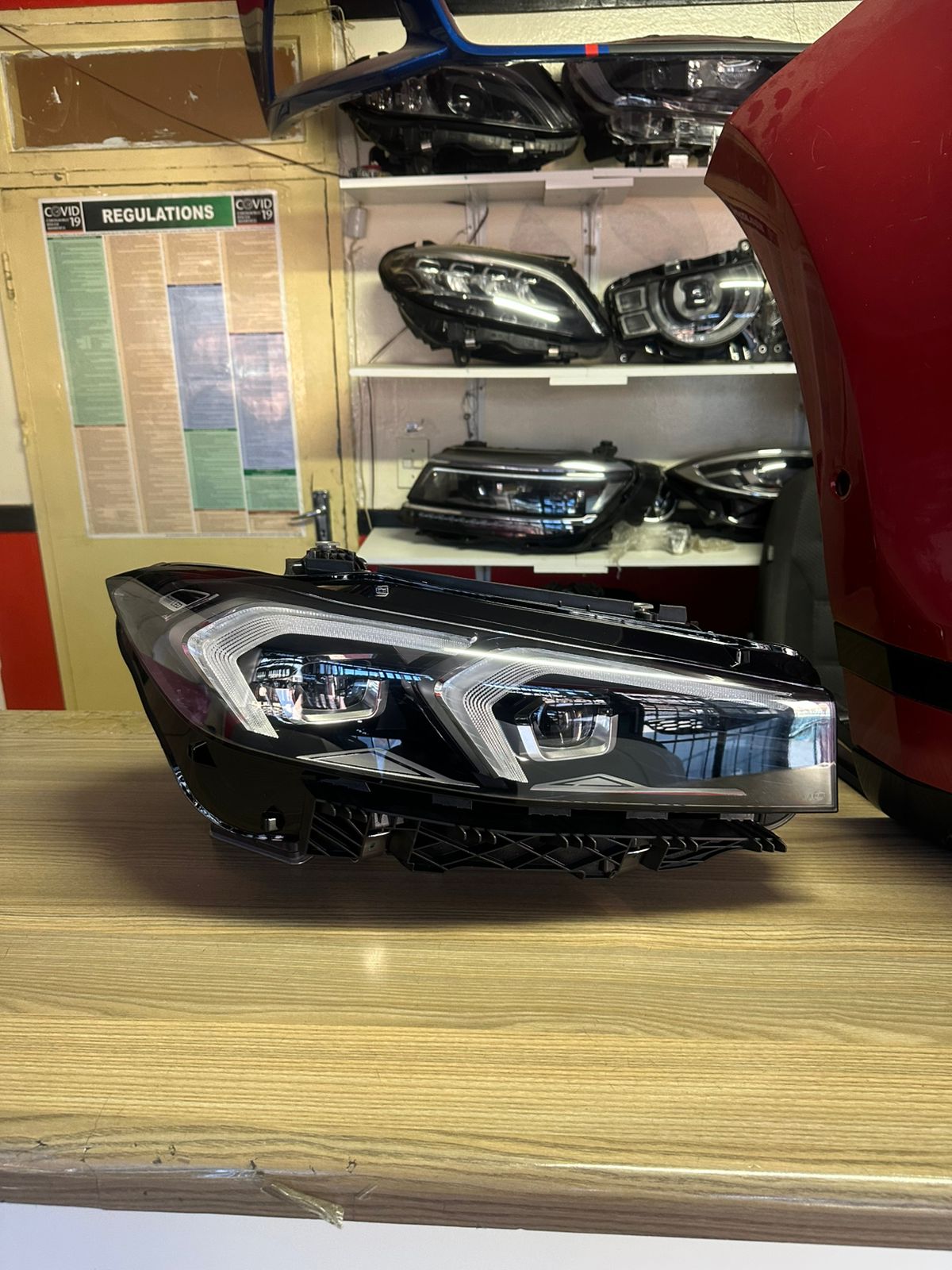 2025 BMW G20 FACELIT RIGHT HEADLIGHT BRAND NEW FOR SALE - Private Seller