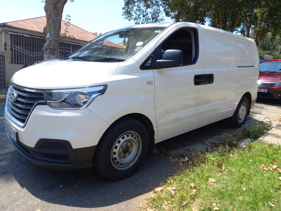 2021 Hyundai H1 Panel Van. Engine Capacity 2.5 Diesel, Automatic Transmission, White Color