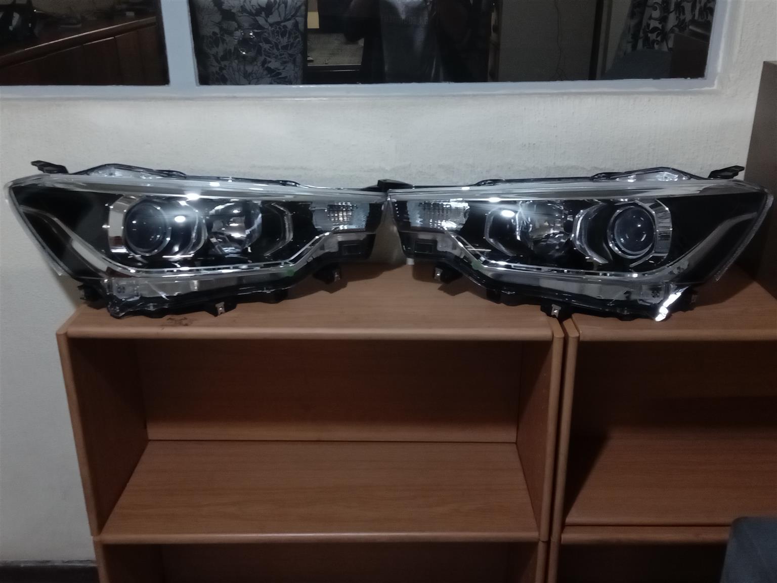Suzuki Ertiga left&right headlight - Private Seller