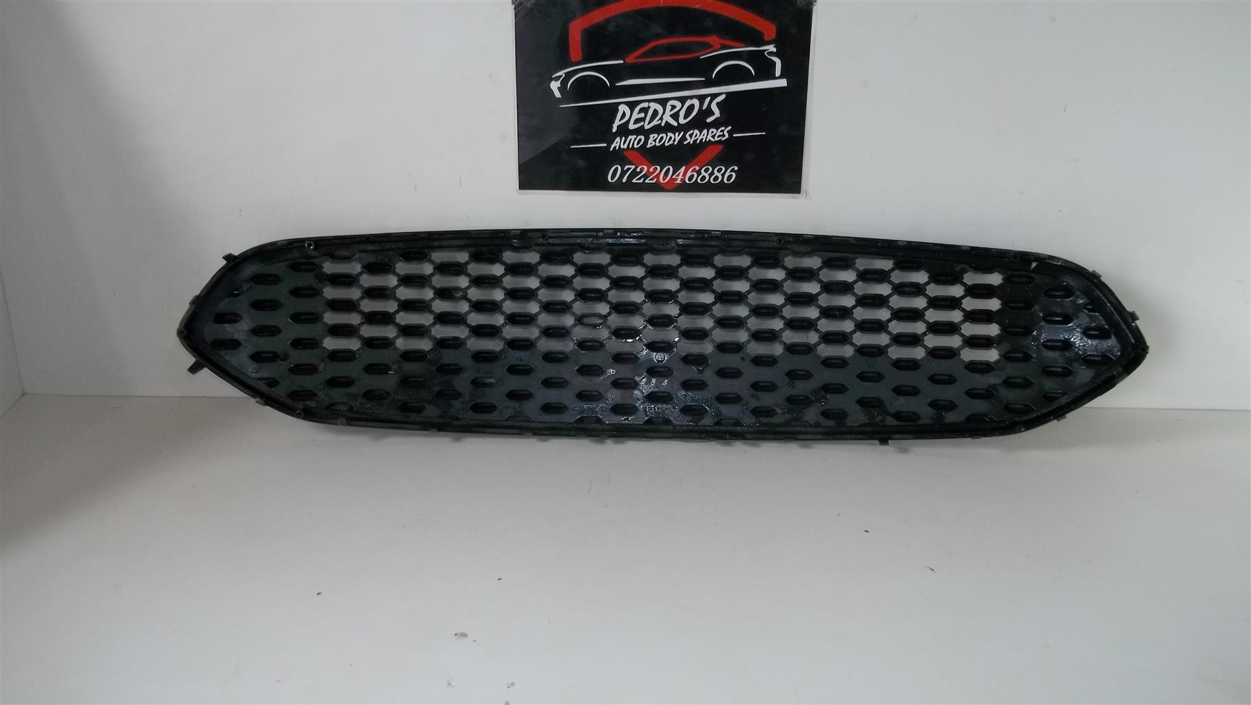 Ford Figo/Fiesta grille - Private Seller Ford Figo/Fiesta grille - Private Seller