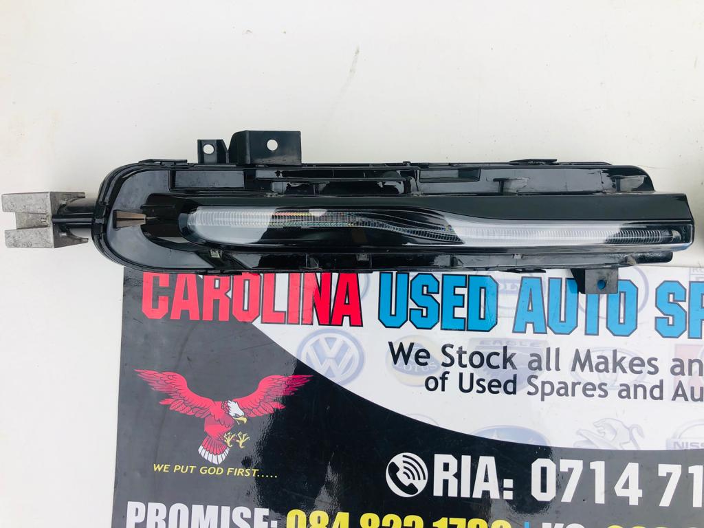 Volvo V40 left and right side daylight running light - Private Seller Volvo V40 left and right side daylight running light - Private Seller